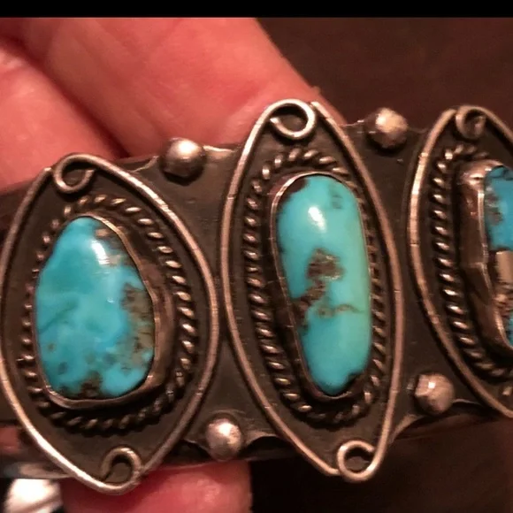 Very old SS/Turquoise NAVAJO CUFF - Picture 8 of 11